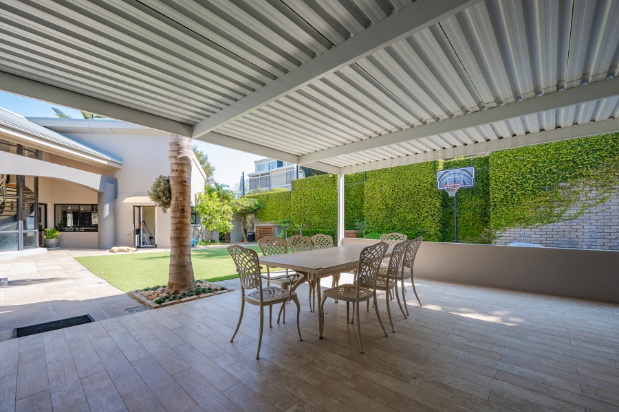 4 Bedroom Property for Sale in La Concorde Western Cape